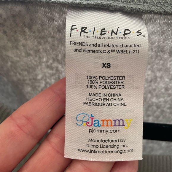 SET! EUC SUPER-SOFT FRIENDS MATCHING SWEATSHIRT AND SWEATS XS WOMEN Licensed - Picture 4 of 7